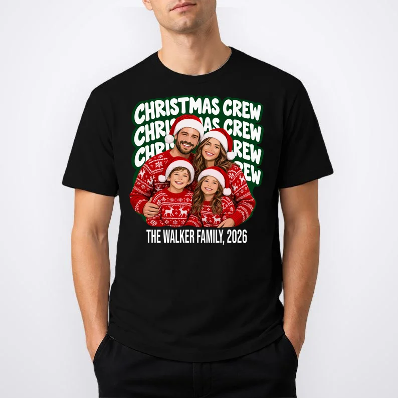 Christmas Crew Family Photo Design 2026 Men's T-Shirt - Front 1