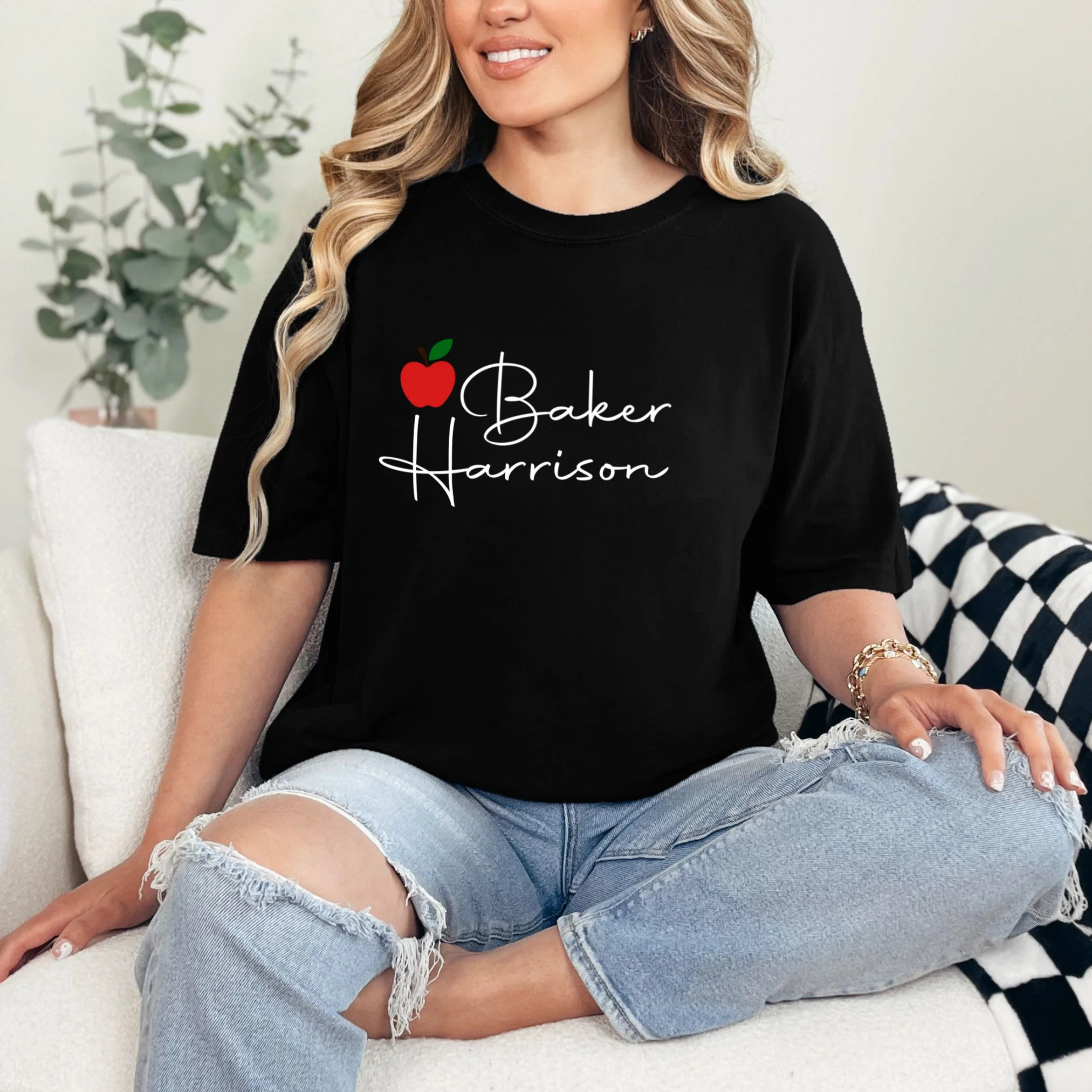 Custom Teacher Name Mug, Personalized Apple Gift for Teacher T-Shirt - Front 1