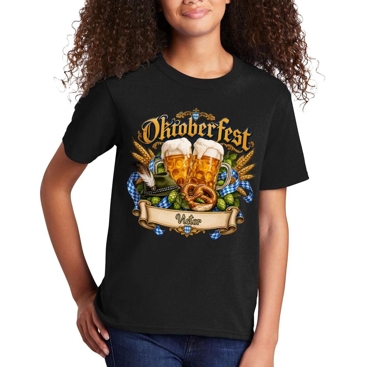 Oktoberfest Beer Mugs & Pretzel – Bavarian German Beer Festival Kids T-Shirt - Front 1
